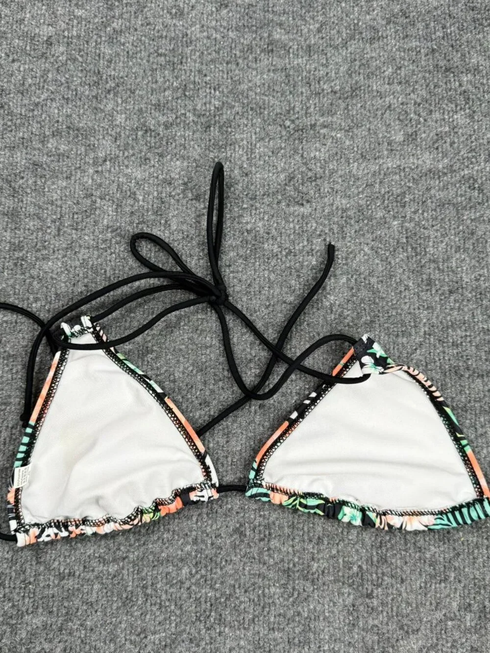 N/A floral tropical